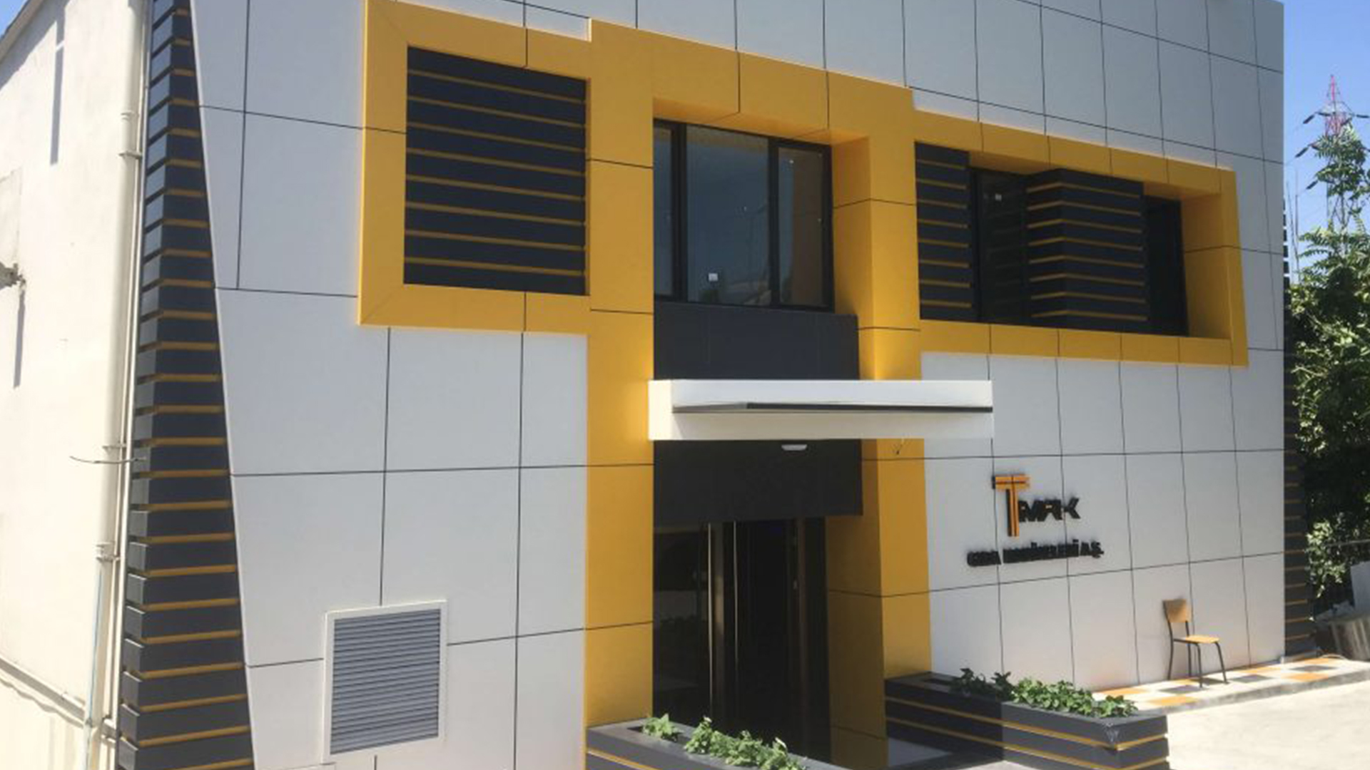 Geniş Ürün Yelpazesi: Alüminyum Profil Çeşitleri